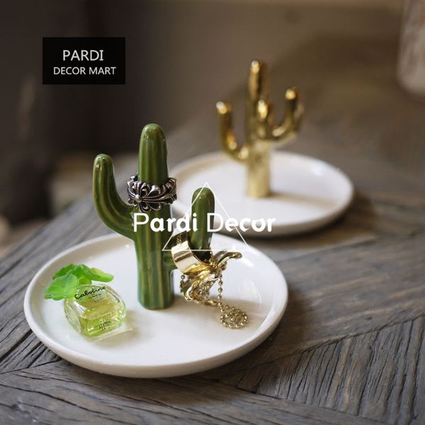fashion gold cactus plate jewelry tray ring storage plate food decorations plate 1pc/lot
fashion gold cactus plate jewelry tray ring storage plate food decorations plate 1pc/lot