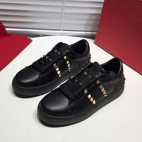 2020 fashion womens luxury shoes female flat shoes women lovers for men sport casual shoes 35-44, Black
2020 fashion womens luxury shoes female flat shoes women lovers for men sport casual shoes 35-44, Black