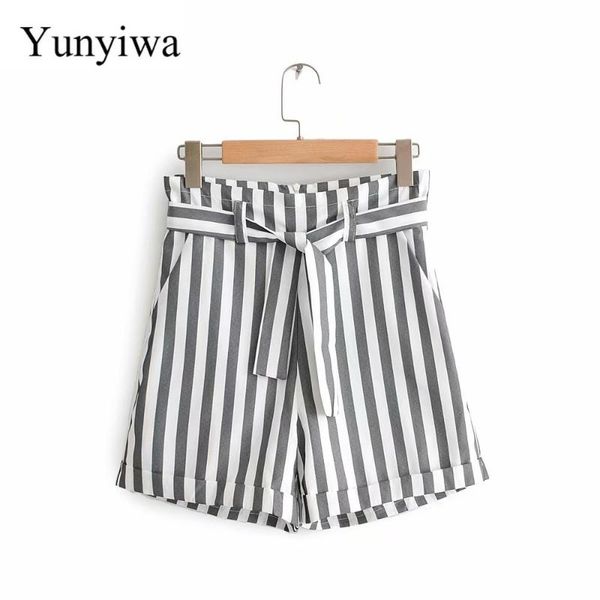 2019 women elegant striped print bow tied sashes shorts ladies high waist back zipper streetwear leisure shorts, White;black
2019 women elegant striped print bow tied sashes shorts ladies high waist back zipper streetwear leisure shorts, White;black
