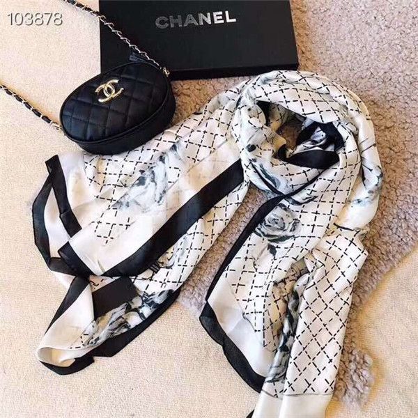 2019 elegant, beautiful women's four seasons silk scarves luxury brand monogram-flower design scarf shawl size 1
2019 elegant, beautiful women's four seasons silk scarves luxury brand monogram-flower design scarf shawl size 1