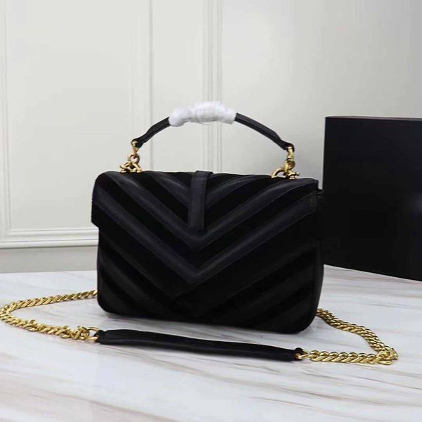 classic designer woman handbags cowhide chain crossbody bags mini genuine leather bag shoulder bag letter purse tote black bags
classic designer woman handbags cowhide chain crossbody bags mini genuine leather bag shoulder bag letter purse tote black bags