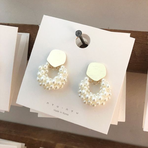new exaggerated vintage metal gold geometric temperament irregular circle circle pearl ear ring baroque women party wedding, Golden;silver
new exaggerated vintage metal gold geometric temperament irregular circle circle pearl ear ring baroque women party wedding, Golden;silver
