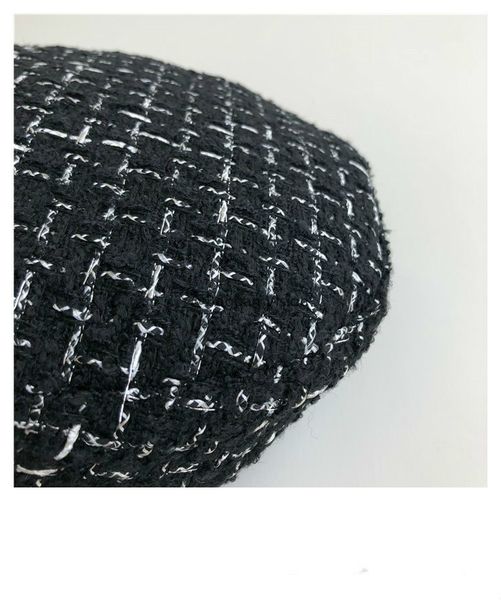 2019 new style women hat black white stripe tweed military hat flat knit winter cap female casual beret hat casquette, Blue;gray
2019 new style women hat black white stripe tweed military hat flat knit winter cap female casual beret hat casquette, Blue;gray