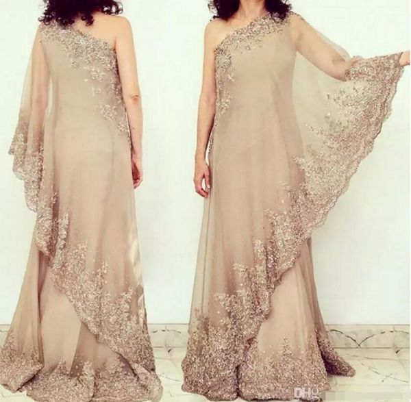 2020 plus size elegant champagne lace applique mother of the bride dresses one shoulder chiffon for wedding party formal dress, Black;red
2020 plus size elegant champagne lace applique mother of the bride dresses one shoulder chiffon for wedding party formal dress, Black;red