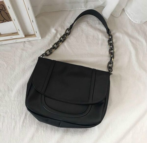 дизайнер женский личность цепи повседневная сумка плеча роскошные ретро crossbody сумка женщин большой емкости негабаритные сумки / 8
дизайнер женский личность цепи повседневная сумка плеча роскошные ретро crossbody сумка женщин большой емкости негабаритные сумки / 8