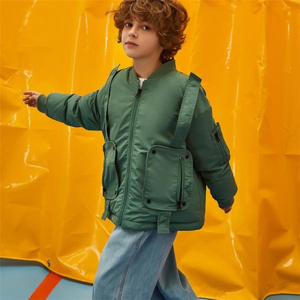 2019 fashion korean style boy jacket warm duck down coat embroidery letters children's winter clothing kids sports down jackets
2019 fashion korean style boy jacket warm duck down coat embroidery letters children's winter clothing kids sports down jackets