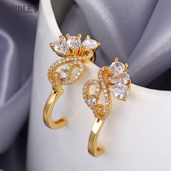 lindley earring display flower 585 rose gold earrings zircon ear rings for women vintage glamour fashion jewelry, Golden;silver
lindley earring display flower 585 rose gold earrings zircon ear rings for women vintage glamour fashion jewelry, Golden;silver