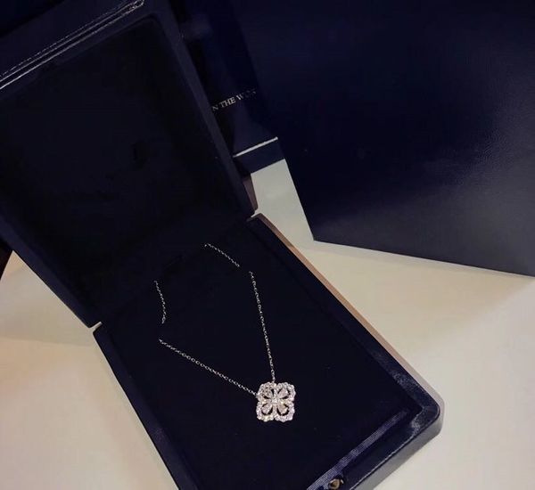 Colares com Pingente sophia20160121 
Colares com Pingente sophia20160121