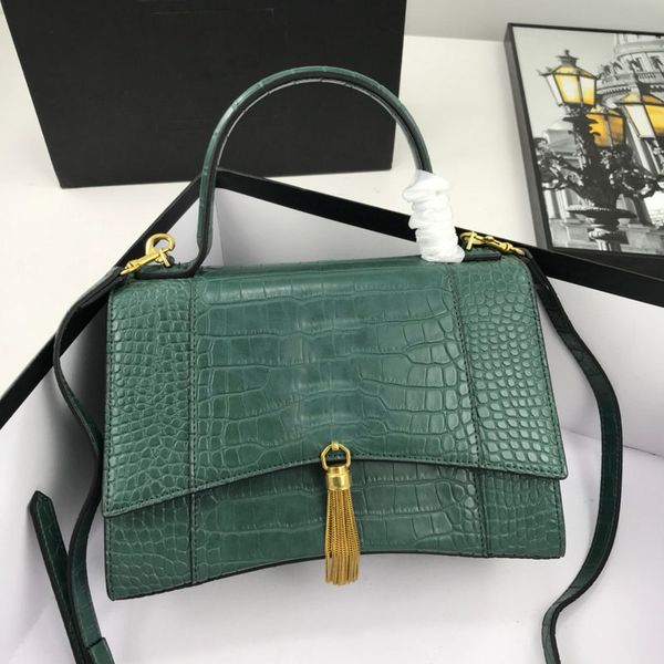 brand genuine leather hourglass gold tassel bag shoulder bags designer handbags tote fashion pures flip cover women bags
brand genuine leather hourglass gold tassel bag shoulder bags designer handbags tote fashion pures flip cover women bags