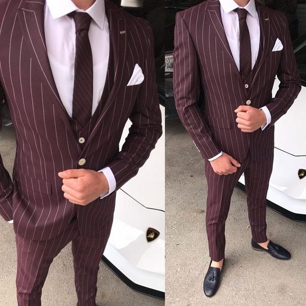 three pieces wedding tuxedos custom made business men suits wool blend groom classic fit groomsman winter wedding jacket vest pants, Black;gray
three pieces wedding tuxedos custom made business men suits wool blend groom classic fit groomsman winter wedding jacket vest pants, Black;gray
