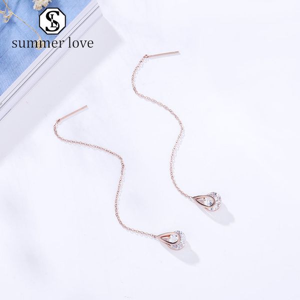 новая мода круглый цирконий серьга для женщин white diamond rhinestone золото длинные цепи кулон серьги свадебные невесты ювелирные изделия, Golden;silver
новая мода круглый цирконий серьга для женщин white diamond rhinestone золото длинные цепи кулон серьги свадебные невесты ювелирные изделия, Golden;silver