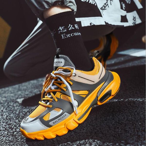 est men trend running shoes new men's fashion wild sneakers 3 generations damping non-slip casual sports shoes
est men trend running shoes new men's fashion wild sneakers 3 generations damping non-slip casual sports shoes