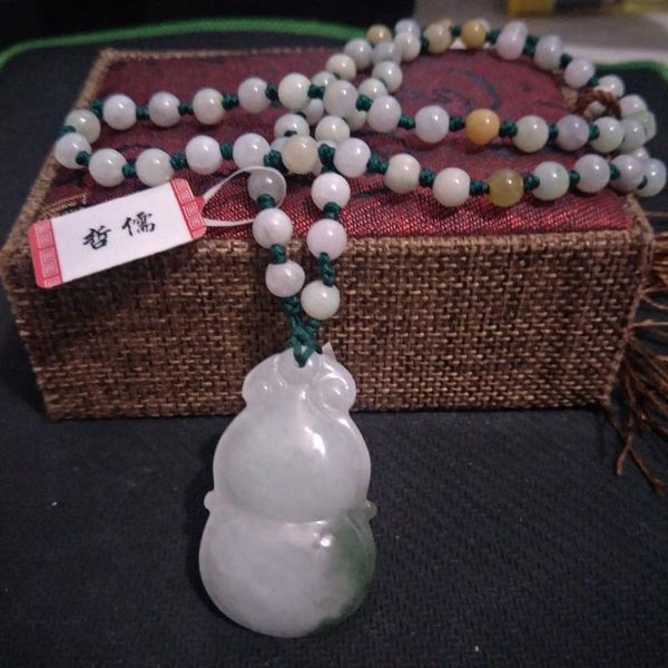 class a national certificate natural burmese jade treasure gourd pendant tricolor jade bead necklace, Silver
class a national certificate natural burmese jade treasure gourd pendant tricolor jade bead necklace, Silver