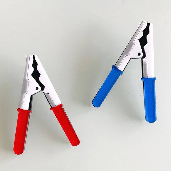 exaggerated funny punk blue red vices shape acrylic stud earrings for female personalized tools stud earrings jewelry 2019, Golden;silver
exaggerated funny punk blue red vices shape acrylic stud earrings for female personalized tools stud earrings jewelry 2019, Golden;silver
