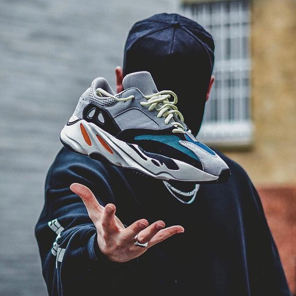 700 Wave Runner Running Shoes Kanye West Clunky Boot Designer Shoes Mens Sports Sneaker Size 36-45 
700 Wave Runner Running Shoes Kanye West Clunky Boot Designer Shoes Mens Sports Sneaker Size 36-45