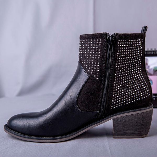 ankle boots women flats round toe high-heeled rivets casual shoes non-slip ankle booties zapatos de mujer botas mujer invierno, Black
ankle boots women flats round toe high-heeled rivets casual shoes non-slip ankle booties zapatos de mujer botas mujer invierno, Black