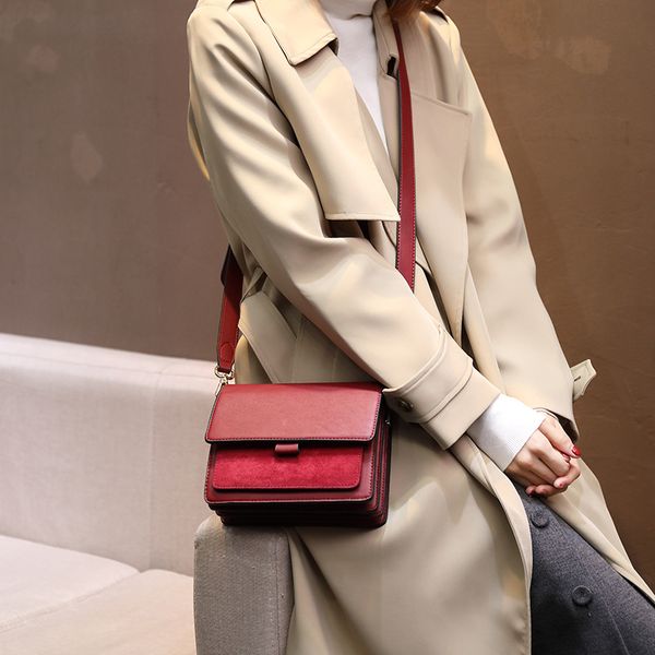 мода женщины сумки корейской простой сумка ретро коммуникатор pure color сумка чехол crossbody для женщин
мода женщины сумки корейской простой сумка ретро коммуникатор pure color сумка чехол crossbody для женщин