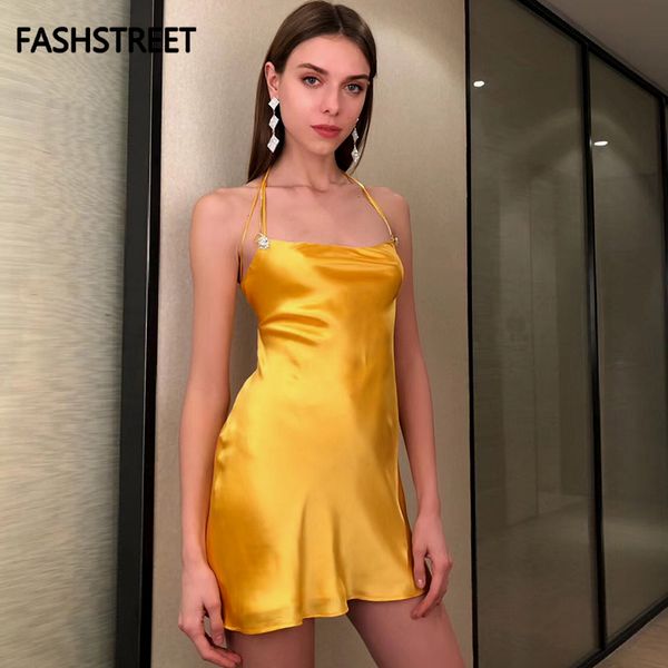 fashstreet 2020 rhinestones chain satin backless lace up cross bodycon dress summer women solid slash neck party club dress, Black;gray
fashstreet 2020 rhinestones chain satin backless lace up cross bodycon dress summer women solid slash neck party club dress, Black;gray