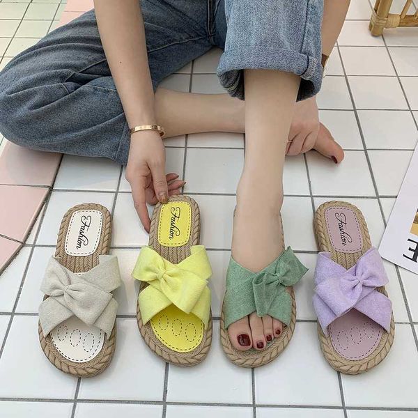 slippers casual shoes woman 2020 butterfly-knot flock slipers women shale female beach luxury soft new sabot summer flat basic, Black
slippers casual shoes woman 2020 butterfly-knot flock slipers women shale female beach luxury soft new sabot summer flat basic, Black