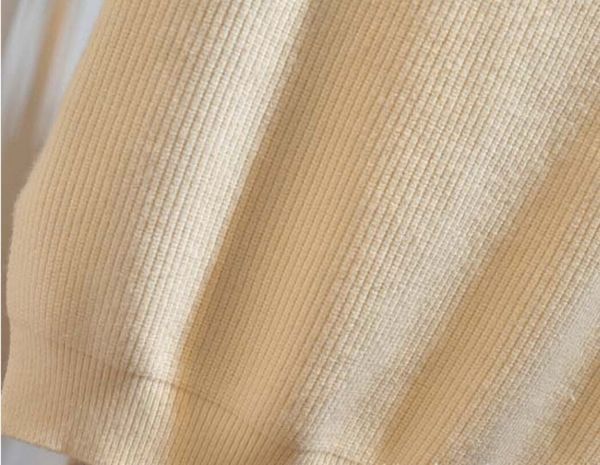 2018 sweater poncho all season matched o-neck pullover solid sleeveless brooch tank with pin accessories medium length vest, White;black
2018 sweater poncho all season matched o-neck pullover solid sleeveless brooch tank with pin accessories medium length vest, White;black