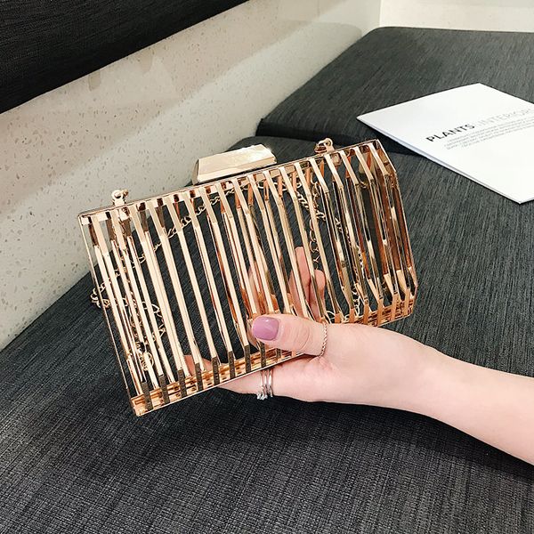 женская металлический crossbody сумка для женщин 2020 сумки высокого качества sac a главного дамы цепи плечо сумка
женская металлический crossbody сумка для женщин 2020 сумки высокого качества sac a главного дамы цепи плечо сумка