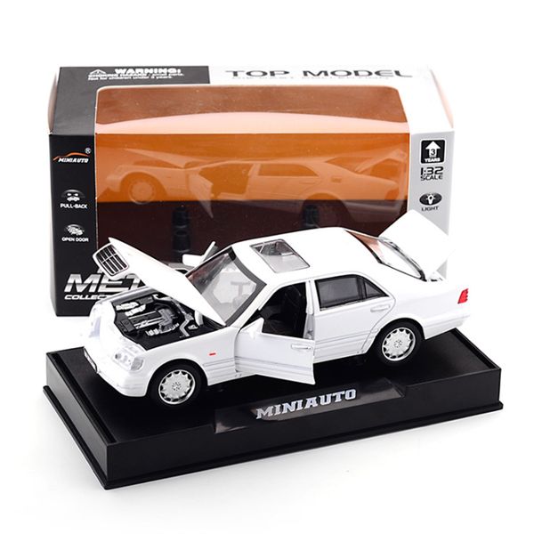 1: 32 alloy pull back model car model toy sound light pull back die-cast vehicles play toy car decoration
1: 32 alloy pull back model car model toy sound light pull back die-cast vehicles play toy car decoration