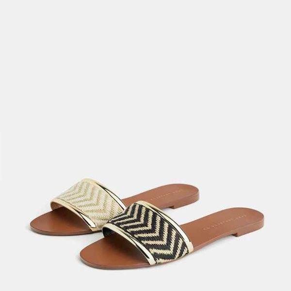 2020 new women's shoes natural color flat sandals slippers woven wild word drag large size sandals and slippers, Black
2020 new women's shoes natural color flat sandals slippers woven wild word drag large size sandals and slippers, Black