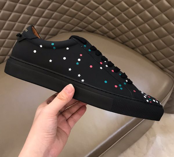 white women's leather shoes men's and women's casual shoes black gold red fashion comfortable flat shoes size 35-46 0182
white women's leather shoes men's and women's casual shoes black gold red fashion comfortable flat shoes size 35-46 0182