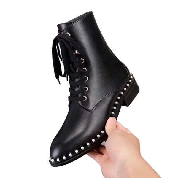 genuine leather ankle boots for women runway street style lace-up autumn winter boots party shoes women short botas black
genuine leather ankle boots for women runway street style lace-up autumn winter boots party shoes women short botas black