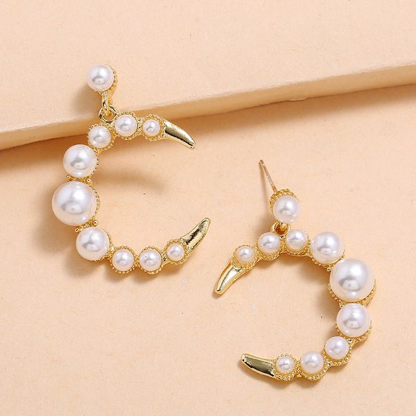 fashion exaggerated pearls beads charms moon shaped pendant drop earrings for women girls jewelry, Silver
fashion exaggerated pearls beads charms moon shaped pendant drop earrings for women girls jewelry, Silver