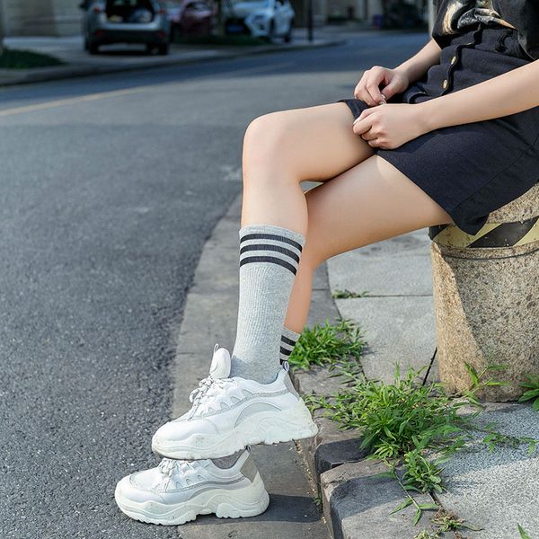 wholesale tide brand luxury hip hop socks for men women elite sock professional football socks knee high breathable sports running dhl, Black
wholesale tide brand luxury hip hop socks for men women elite sock professional football socks knee high breathable sports running dhl, Black