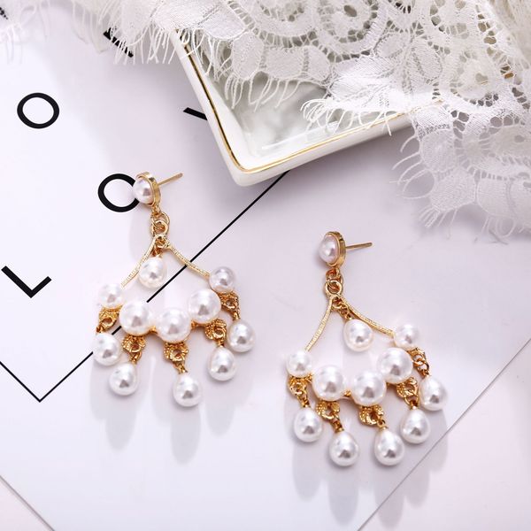 fashion- women earring pearl alloy dangle earrings baroque style earrings for women party birthday new year christmas gift, Golden
fashion- women earring pearl alloy dangle earrings baroque style earrings for women party birthday new year christmas gift, Golden