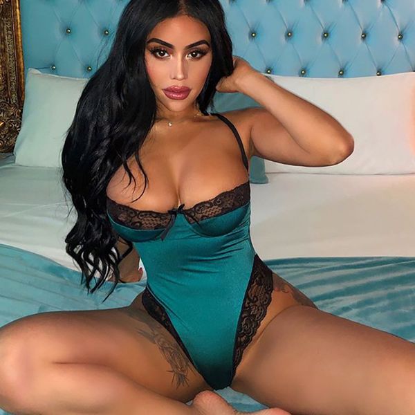 2020 new lingerie summer new lace stitching back lingeries woman set woman lingeries bodysuit low bosom, Black;white
2020 new lingerie summer new lace stitching back lingeries woman set woman lingeries bodysuit low bosom, Black;white