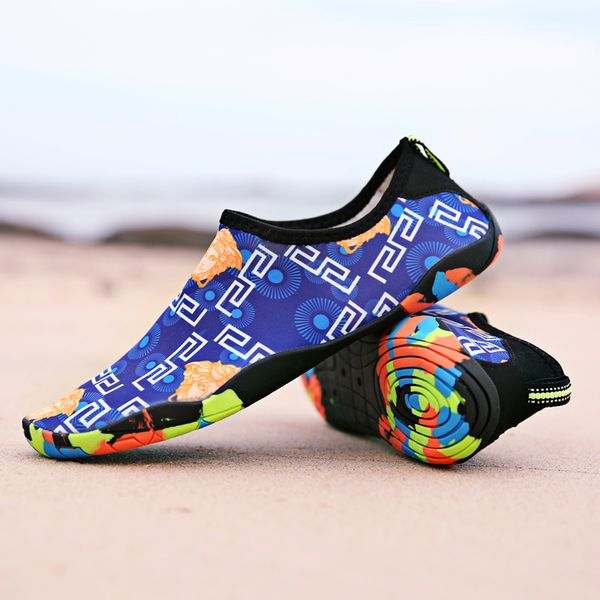 summer beach water shoes for swimming shoes men women non-slip slippers for sea yoga fitness dance surfing diving socks
summer beach water shoes for swimming shoes men women non-slip slippers for sea yoga fitness dance surfing diving socks