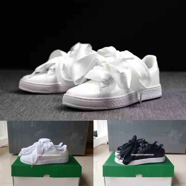 bow tie rihanna basket heart satin black white and pink board shoes silk banded bow goddess shoes 36-40
bow tie rihanna basket heart satin black white and pink board shoes silk banded bow goddess shoes 36-40