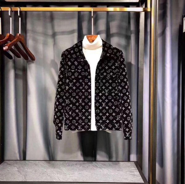 the new 2020 jacket trend denim spring designer lovers fashion denim luxury men jacket ing, Black;brown
the new 2020 jacket trend denim spring designer lovers fashion denim luxury men jacket ing, Black;brown
