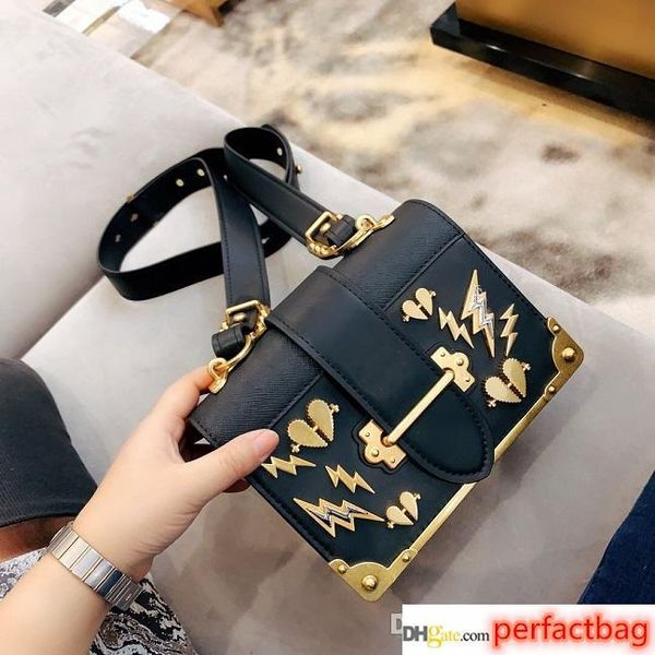 designer handbags women shoulder mini bag handbag purse nice handbag purse clutch fanny bag
designer handbags women shoulder mini bag handbag purse nice handbag purse clutch fanny bag