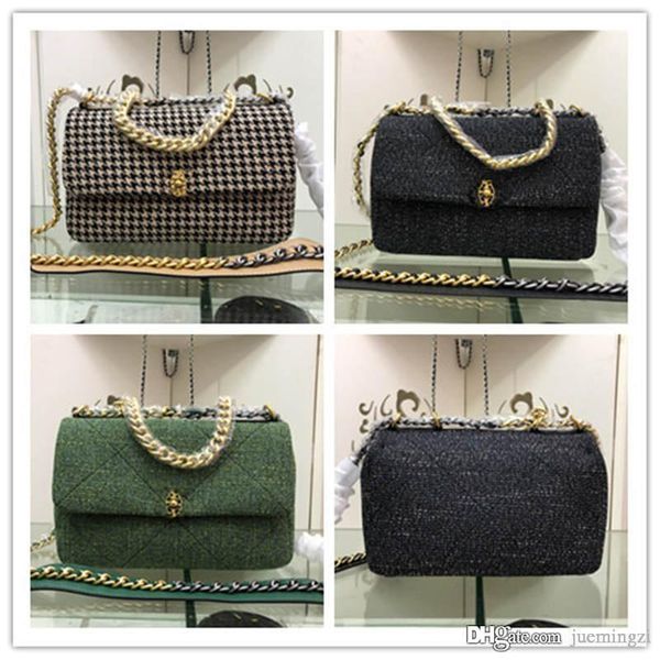 designers classic matelasse double flap shoulder bag 90170 cf chain double flap crossbody bag size:25.16.9cm
designers classic matelasse double flap shoulder bag 90170 cf chain double flap crossbody bag size:25.16.9cm
