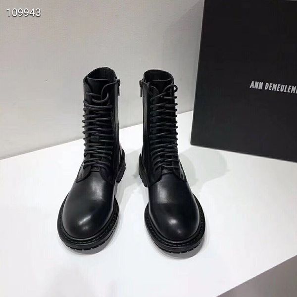 fashion flat boots women patent leather lace-up martin boots cool fashion wild motorcycle booties waterproof leather big size 35-40
fashion flat boots women patent leather lace-up martin boots cool fashion wild motorcycle booties waterproof leather big size 35-40