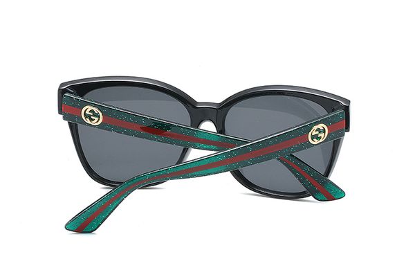 sunshade 0210 for both men and women, uv protection sunglasses, essential eye care sunglasses for travel, White;black 
sunshade 0210 for both men and women, uv protection sunglasses, essential eye care sunglasses for travel, White;black