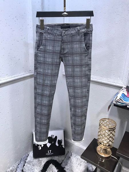new 2018 fashion brand men's washed checked design casual retro gray slim lightweight jeans man's moto jeans pants trousers, Blue
new 2018 fashion brand men's washed checked design casual retro gray slim lightweight jeans man's moto jeans pants trousers, Blue