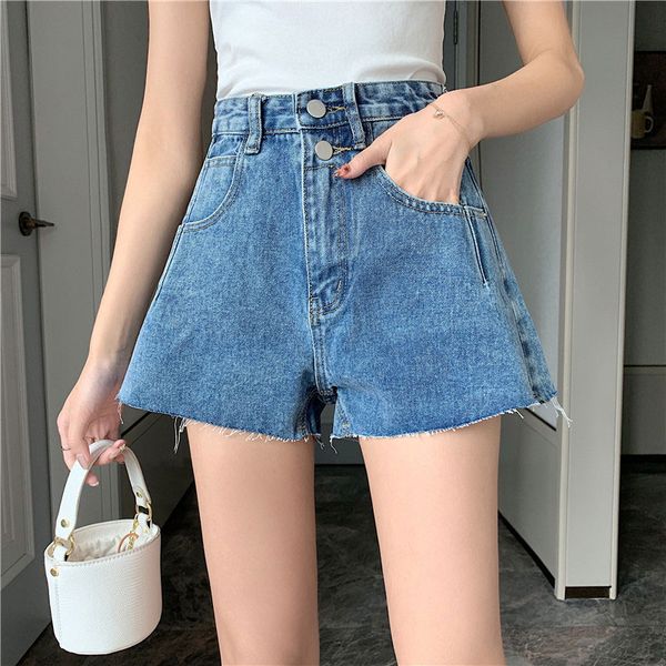 2020 summer new high-waisted denim shorts female korean version of the double buckle loose fur edge wide leg a-line shorts, White;black
2020 summer new high-waisted denim shorts female korean version of the double buckle loose fur edge wide leg a-line shorts, White;black