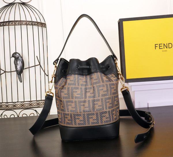 2019 fend new women portable detachable adju table high grade leather portable lung houlder bag draw tring draw bucket bag black
2019 fend new women portable detachable adju table high grade leather portable lung houlder bag draw tring draw bucket bag black