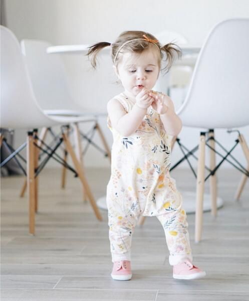 2019 new fashion newborn kids toddler baby girl clothes sleeveless romper floral jumpsuit playsuit sunsuit, Blue
2019 new fashion newborn kids toddler baby girl clothes sleeveless romper floral jumpsuit playsuit sunsuit, Blue