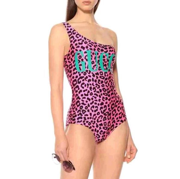 european fashion pioneer famous designer print swimsuit for women swimwear bikini set woman party lady beach bathing suits clothing, White;black
european fashion pioneer famous designer print swimsuit for women swimwear bikini set woman party lady beach bathing suits clothing, White;black