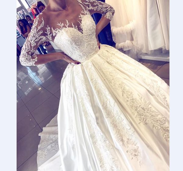 vintage ivory ball gown wedding dresses 2021 illusion half long sleeves embroidery applique long court train silk satin gorgeous bridal gown, White
vintage ivory ball gown wedding dresses 2021 illusion half long sleeves embroidery applique long court train silk satin gorgeous bridal gown, White