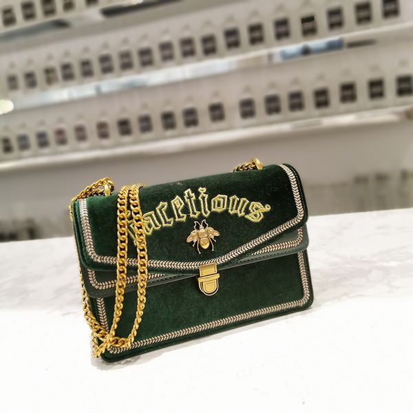 пчелы пакет velvet embroidery маленький квадрат пакет женщина 2019 осень single плеча chain luxury bag темперамент goddess сумки
пчелы пакет velvet embroidery маленький квадрат пакет женщина 2019 осень single плеча chain luxury bag темперамент goddess сумки