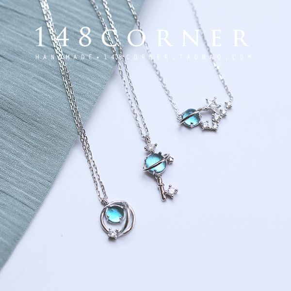 japanese custom blue/pink glazed planet cosmic planet key 925 silver clavicle necklace
japanese custom blue/pink glazed planet cosmic planet key 925 silver clavicle necklace