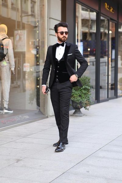 2019 black mens suits slim fit groomsmen wedding tuxedos for men peaked lapel formal prom suit three pieces (jacket+pants+vest +bow), Black;gray
2019 black mens suits slim fit groomsmen wedding tuxedos for men peaked lapel formal prom suit three pieces (jacket+pants+vest +bow), Black;gray