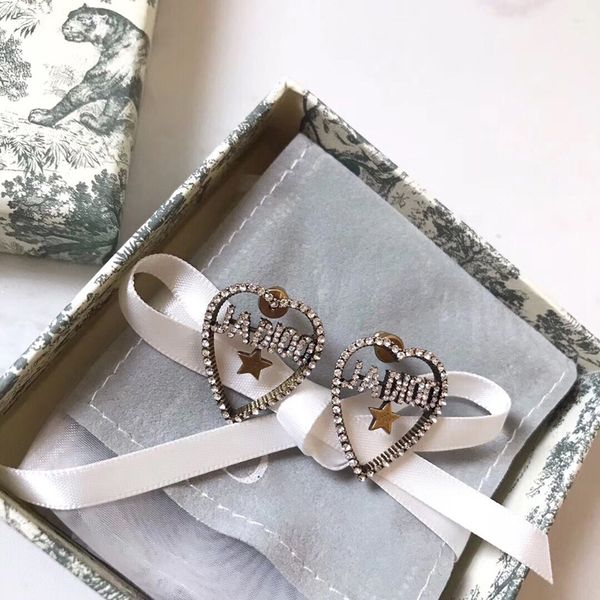 c1912 retro brass heart studded with zircon star ja letter earrings european american ladies personality light luxury eardrop, Golden;silver
c1912 retro brass heart studded with zircon star ja letter earrings european american ladies personality light luxury eardrop, Golden;silver
